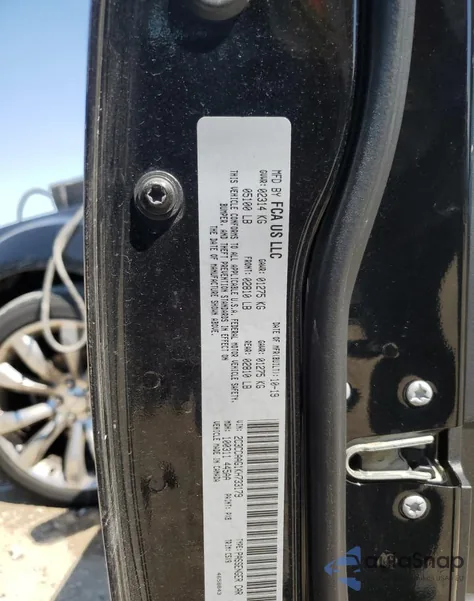 2019 Chrysler 300 Touring z USA, uszkodzony, nr VIN 2C3CCAAG1KH733179